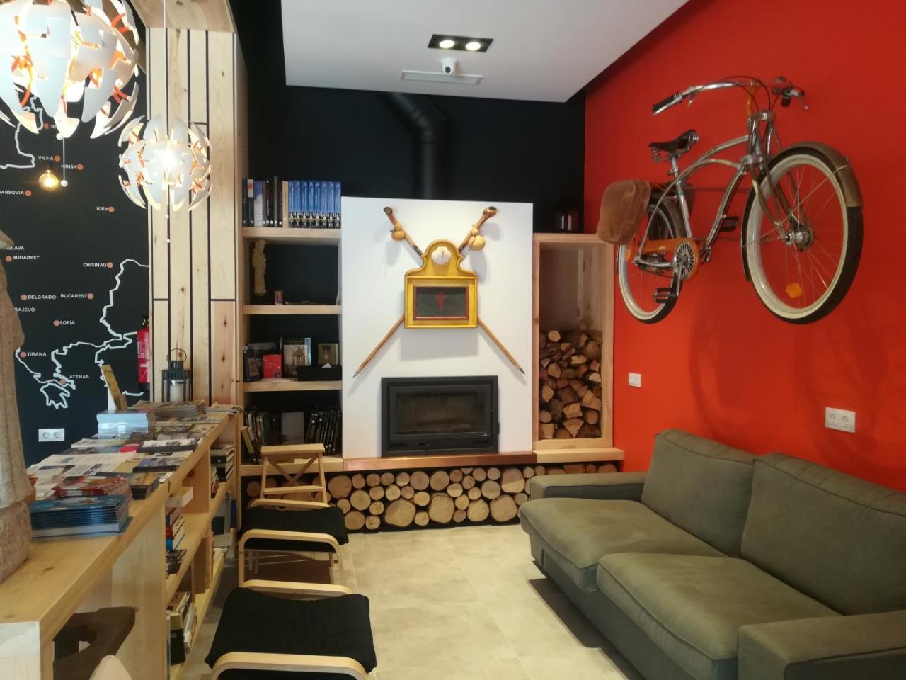 Albergue Milladoiro Eksteriør bilde